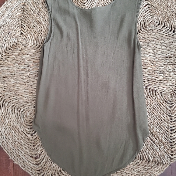 Olive green, high-low mullet tank top - Picture 2 of 3